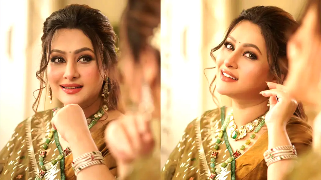 ‘রূপে আছে নেশা, চোখে ছলনা’