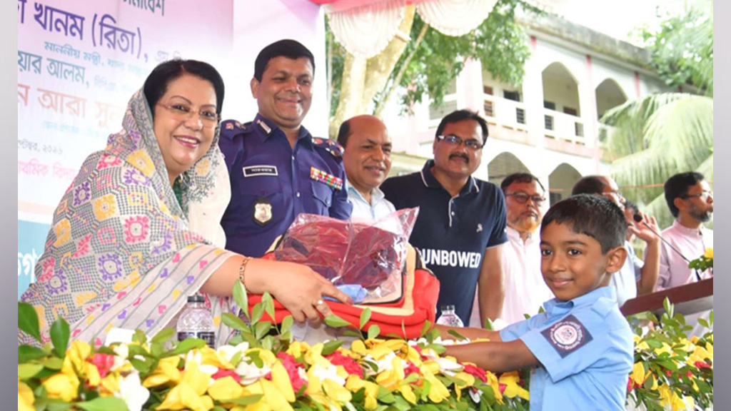 আর্থিক অসচ্ছলতার কারণে কোনো শিশু শিক্ষা থেকে বঞ্চিত হবে না: খাদ্যমন্ত্রী
