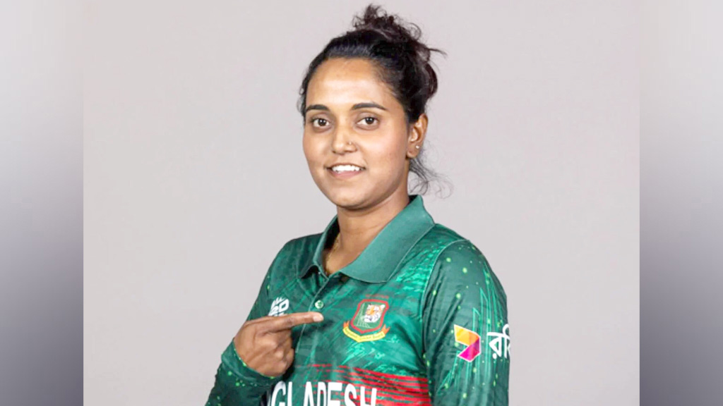 ব্যাটিংয়ে মনোযোগ দিতে টি-টোয়েন্টির অধিনায়কত্ব ছাড়ছেন জ্যোতি