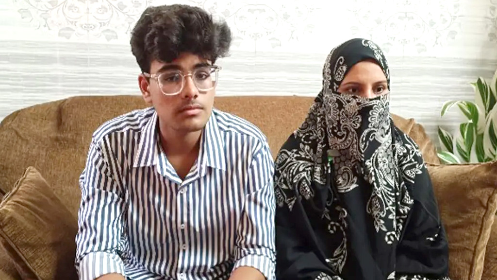 ছেলের সঙ্গে এসএসসি পরীক্ষা দিয়ে মা-ও পেলেন জিপিএ-৫