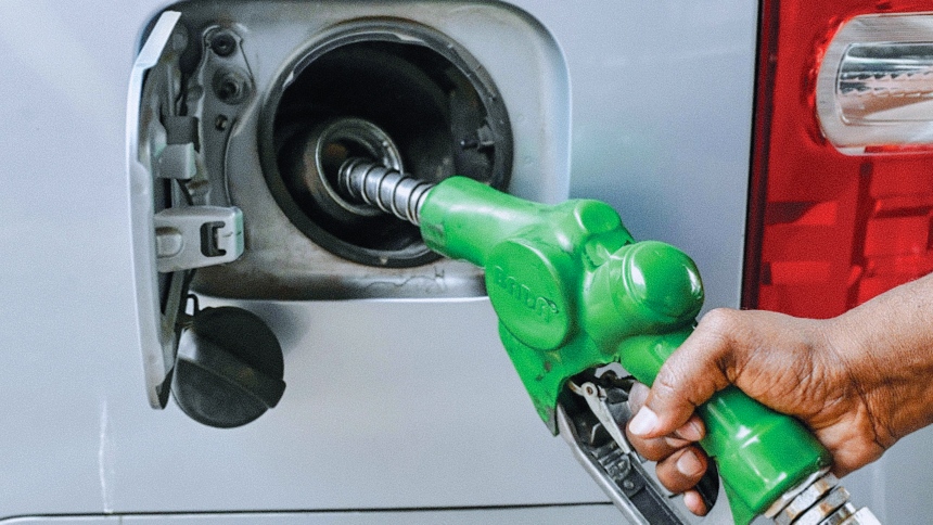 সংকটে জ্বালানি খাত: ছুটি বাড়ানো ও হোম অফিস চালুর চিন্তায় সরকার