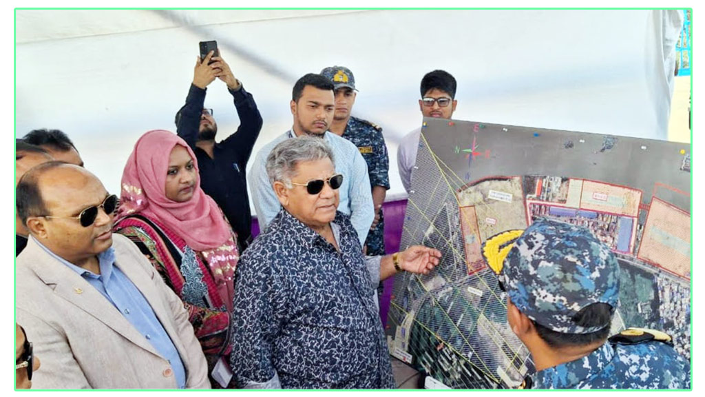 দেশের ক্ষতি করে কোনো সিদ্ধান্ত হবে না : নৌ উপদেষ্টা