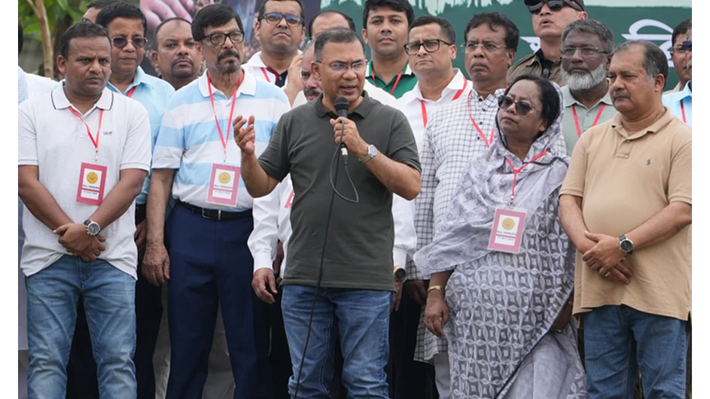 ‘মিলেমিশে দেশের জন্য কাজ করি’—বরিশাল থেকে দেশবাসীর প্রতি প্রধানমন্ত্রীর আহ্বান
