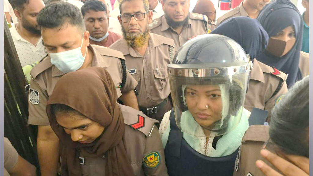 হত্যাচেষ্টা মামলায় মমতাজ বেগমকে ফের গ্রেপ্তার দেখানোর আদেশ