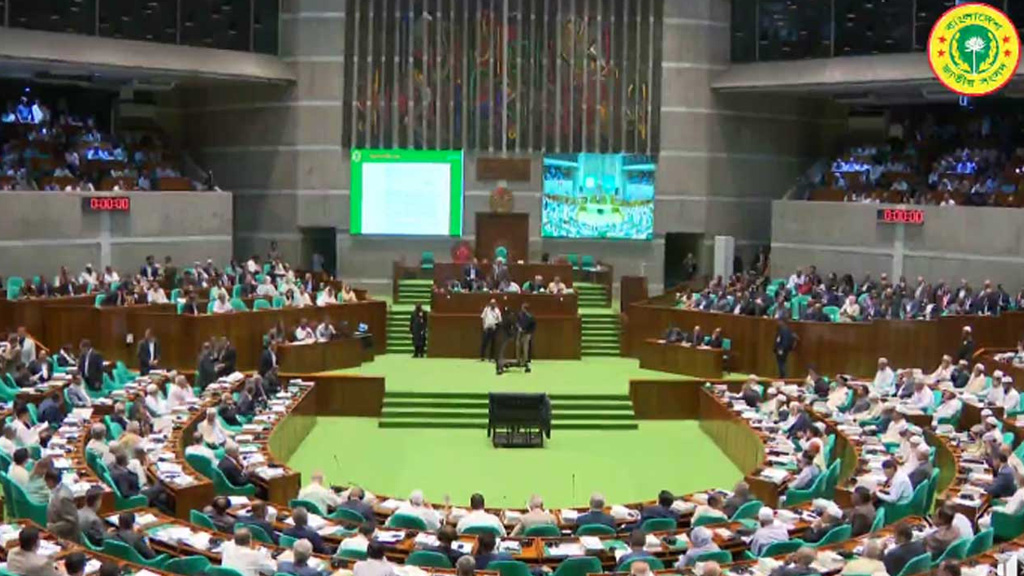 খামেনির মৃত্যুতে সংসদে শোকপ্রস্তাব