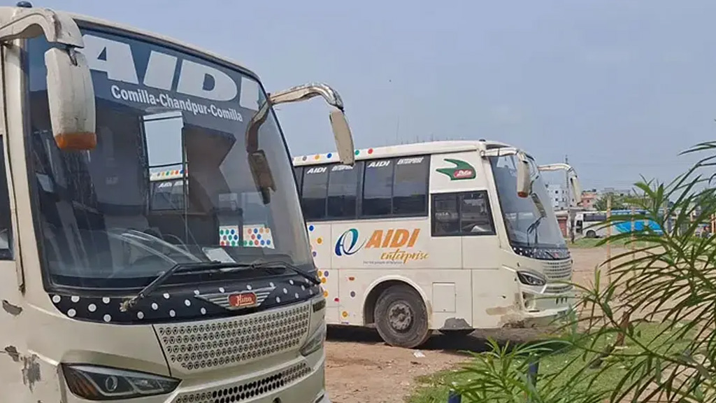 কুমিল্লা–চাঁদপুর রুটে বাস চলাচল বন্ধ ঘোষণা