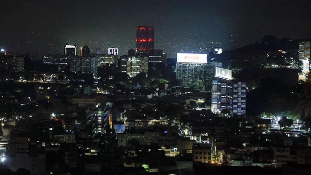 ভেনেজুয়েলায় মার্কিন অভিযানে নিহত অন্তত ৪০ : নিউইয়র্ক টাইমস