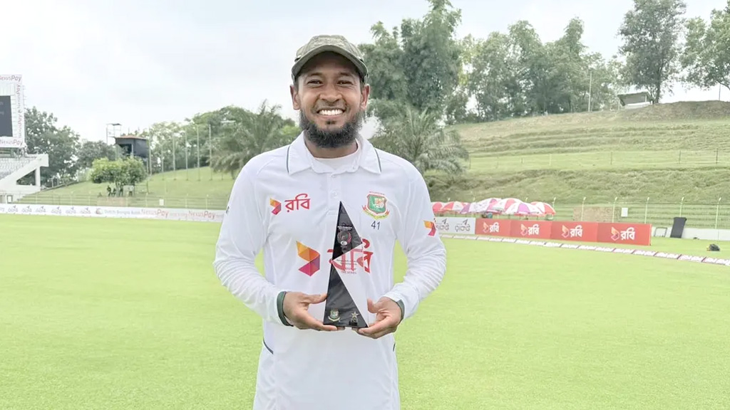সিরিজ সেরা মুশফিক জানালেন কঠোর পরিশ্রমের কথা