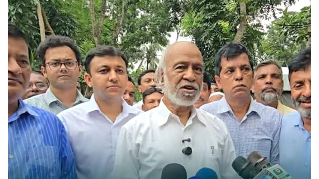 গ্রামীণ উন্নয়নে জোর দিয়েছে সরকার: ড. আব্দুল মঈন খান