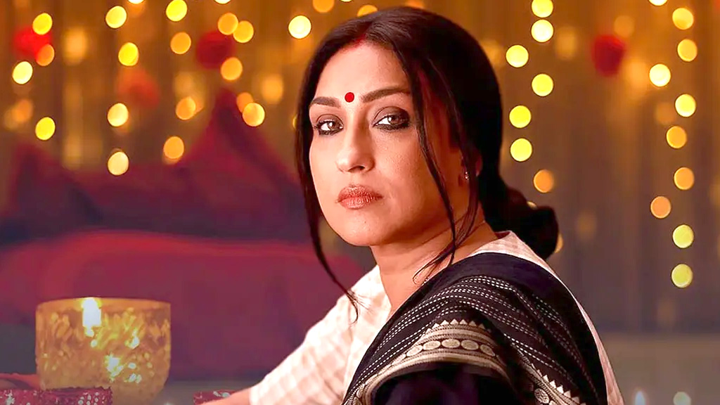 কিছু রাত নিঃশব্দেই বদলে দেয় সবকিছু : ঋতুপর্ণা