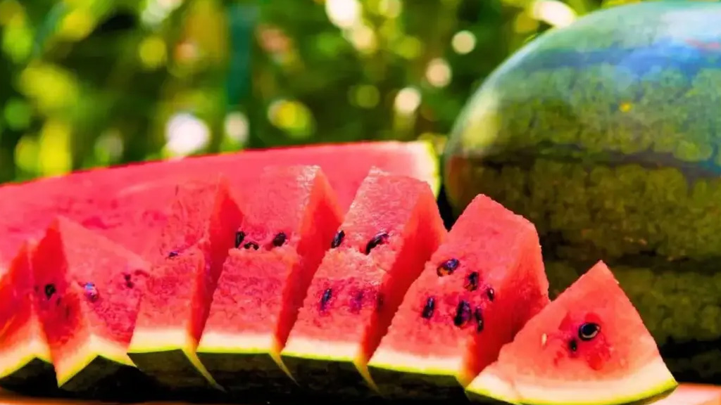 গরমে তরমুজ খাওয়ার সেরা সময় কখন?