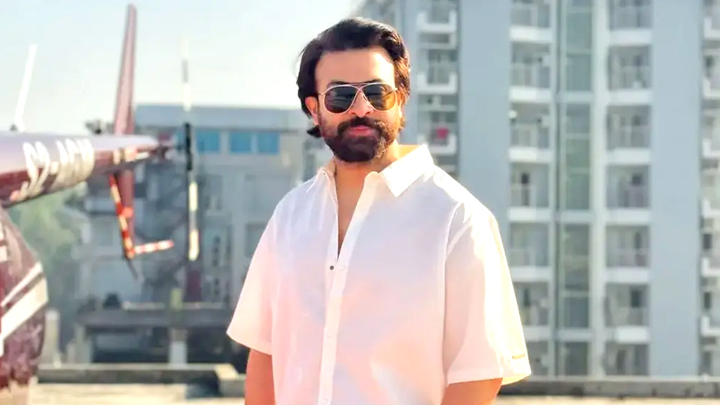 শাকিব খানের জন্মদিনে ভক্তদের জন্য ‘রকস্টার’ সিনেমার ফার্স্ট লুক উপহার