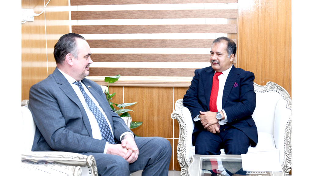 গণমাধ্যমের স্বাধীনতা নিশ্চিতে সরকার বদ্ধপরিকর: তথ্যমন্ত্রী