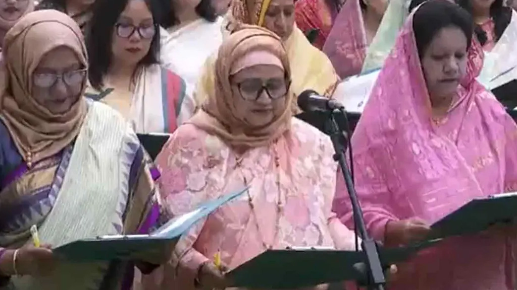 সংরক্ষিত নারী আসনের ৪৯ সদস্যের শপথ, পূর্ণাঙ্গ হলো ত্রয়োদশ সংসদ
