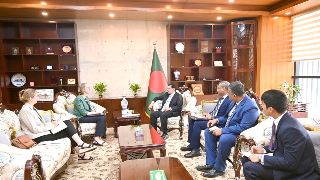 জাতিসংঘের সভাপতি পদে যুক্তরাজ্যের সমর্থন চাইলেন পররাষ্ট্রমন্ত্রী