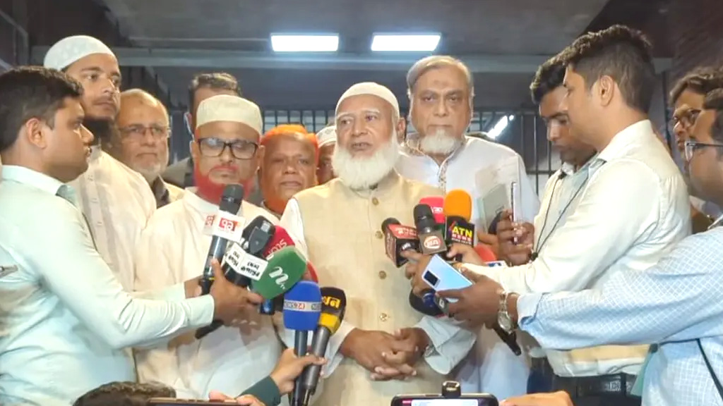 সংবিধান সংস্কারে ‘উপেক্ষার নীতি’ নিচ্ছে সরকার: বিরোধীদলীয় নেতা