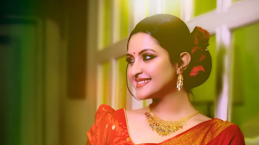 মায়ের শাড়ি কেটে বৈশাখের জামা বানাতাম: পরীমণি