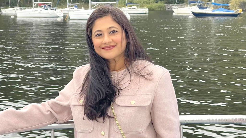 “কখনো দেশের বাইরে ছিলাম না” : সুমাইয়া শিমু