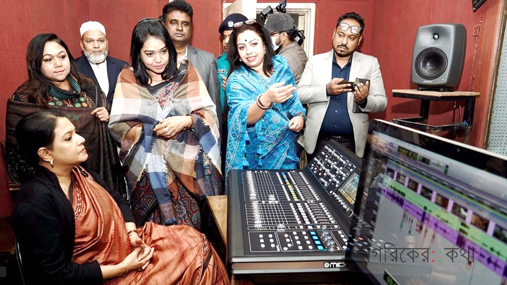 এফডিসি পরিদর্শন করলেন তথ্য উপদেষ্টা রিজওয়ানা হাসান