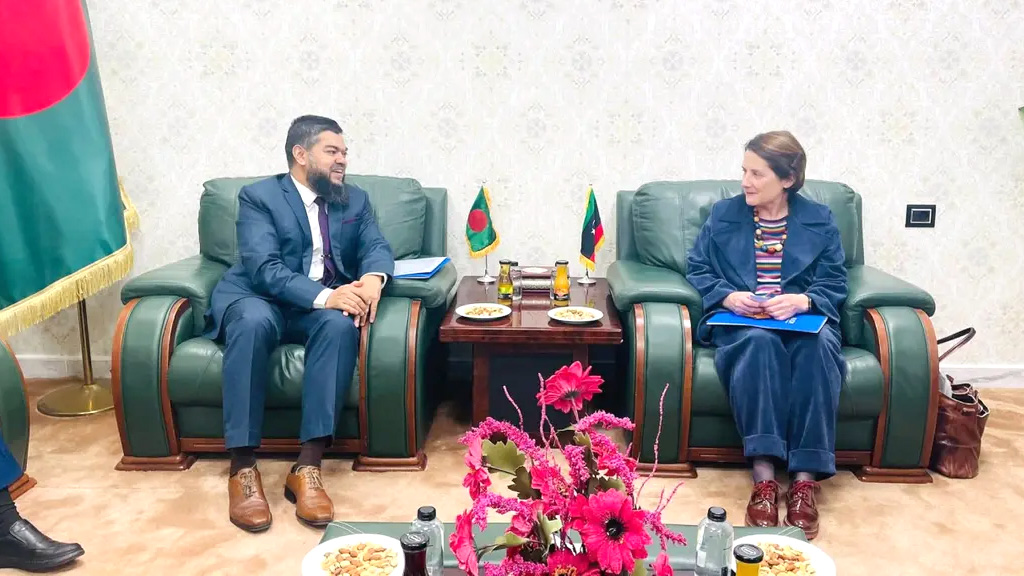 নিবন্ধিত বাংলাদেশিদের দ্রুত প্রত্যাবাসনে আইওএমকে অনুরোধ রাষ্ট্রদূতের