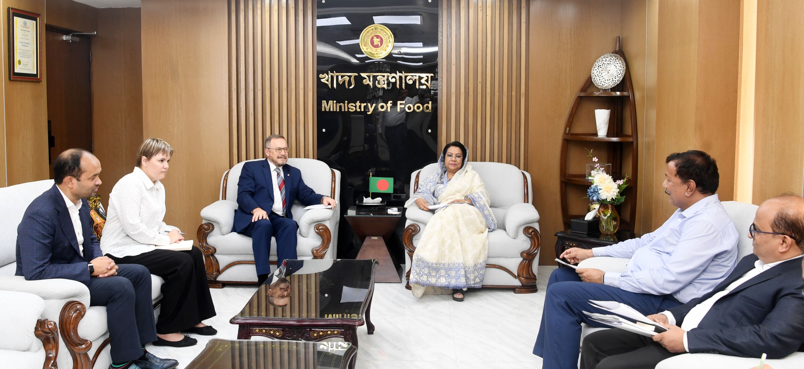 পায়রা বন্দরে গমের সাইলো নির্মাণের প্রস্তাব খাদ্যমন্ত্রীর,সম্ভাব্যতা যাচাইয়ে আগ্রহী রাশিয়া