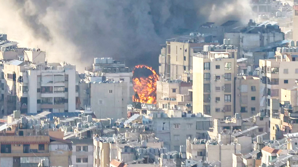 ইসরায়েলের হামলায় হিজবুল্লার গোয়েন্দা শাখার প্রধান নিহত