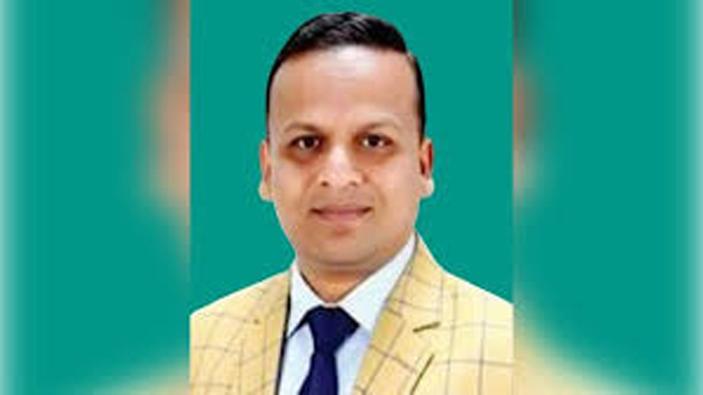 যাত্রী ও কোরবানির পশু পরিবহনে সর্বোচ্চ সতর্কতার নির্দেশ নৌ প্রতিমন্ত্রীর