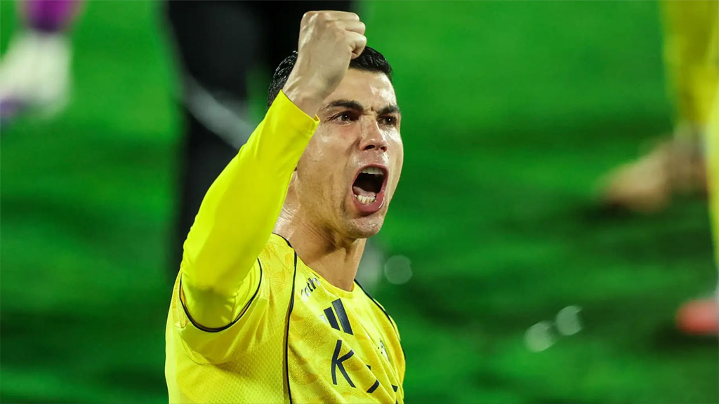 রোনালদোর জোড়া গোলে শীর্ষে আল নাসর