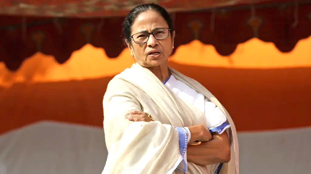 পদত্যাগ করব না, আমাকে বরখাস্ত করা হোক: মমতা